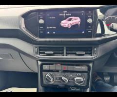 Volkswagen T-Cross THIS 2020 VW T-CROSS TSi IS A FINE EXAMPLE OF A COMPACT SUV. POWERED BY A RESPONS - 25