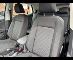 Volkswagen T-Cross THIS 2020 VW T-CROSS TSi IS A FINE EXAMPLE OF A COMPACT SUV. POWERED BY A RESPONS - 28