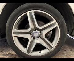 Mercedes-Benz GLE A VERY WELL MAINTAINED SORT AFTER 2017 PREMIUM MODEL, CAR COMES WITH 10 SERVICES A - 60