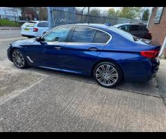 BMW 5 Series THIS CAR LOOKS FANTASTIC IN THIS MEDITERRANEAN BLUE METALLIC. IT COMES WITH SIX RECORDE - 7