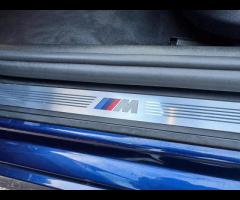 BMW 5 Series THIS CAR LOOKS FANTASTIC IN THIS MEDITERRANEAN BLUE METALLIC. IT COMES WITH SIX RECORDE - 19