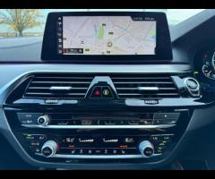 BMW 5 Series THIS CAR LOOKS FANTASTIC IN THIS MEDITERRANEAN BLUE METALLIC. IT COMES WITH SIX RECORDE - 22