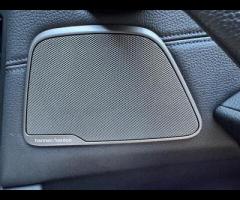 BMW 5 Series THIS CAR LOOKS FANTASTIC IN THIS MEDITERRANEAN BLUE METALLIC. IT COMES WITH SIX RECORDE - 30