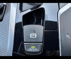 BMW 5 Series THIS CAR LOOKS FANTASTIC IN THIS MEDITERRANEAN BLUE METALLIC. IT COMES WITH SIX RECORDE - 35