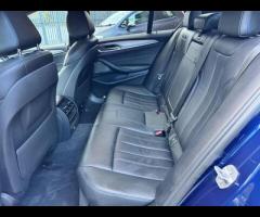 BMW 5 Series THIS CAR LOOKS FANTASTIC IN THIS MEDITERRANEAN BLUE METALLIC. IT COMES WITH SIX RECORDE - 42