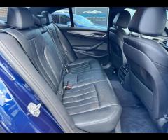 BMW 5 Series THIS CAR LOOKS FANTASTIC IN THIS MEDITERRANEAN BLUE METALLIC. IT COMES WITH SIX RECORDE - 46