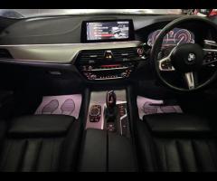 BMW 5 Series THIS CAR LOOKS FANTASTIC IN THIS MEDITERRANEAN BLUE METALLIC. IT COMES WITH SIX RECORDE - 76