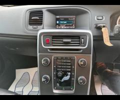 Volvo S60 WITH ONLY ONE PREVIOUS OWNER, THIS CAR COMES WITH GREAT SERVICE HISTORY (13 STAMPS IN TOTA - 21