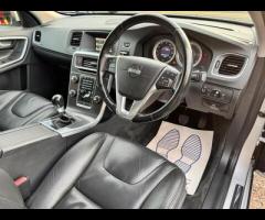 Volvo S60 WITH ONLY ONE PREVIOUS OWNER, THIS CAR COMES WITH GREAT SERVICE HISTORY (13 STAMPS IN TOTA - 23