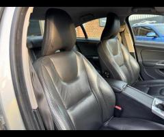 Volvo S60 WITH ONLY ONE PREVIOUS OWNER, THIS CAR COMES WITH GREAT SERVICE HISTORY (13 STAMPS IN TOTA - 24