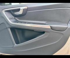 Volvo S60 WITH ONLY ONE PREVIOUS OWNER, THIS CAR COMES WITH GREAT SERVICE HISTORY (13 STAMPS IN TOTA - 39