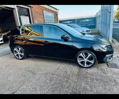 Peugeot 308 WITH ONLY ONE PREVIOUS OWNER, HERE WE OFFER YOU A GREAT LOOKING 308 HDI GT LINE MODEL WI - 13