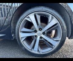 Peugeot 308 WITH ONLY ONE PREVIOUS OWNER, HERE WE OFFER YOU A GREAT LOOKING 308 HDI GT LINE MODEL WI - 51