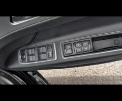 Jaguar XF SAT NAVIGATION FULL BLACK LEATHER HEATED SEAT PARKING SENSOR FULL 12 MONTH MOT CHECK WEBSI - 11