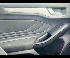 Ford Focus SAT NAVIGATION BLUETOOTH PART EXCHANGE AND DELIVER AVAILABLE FULL 12 MONTH MOT Discover t - 39