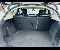 Jaguar E-PACE SAT NAVIGATION FULL BLEACK LEATHER  HEATED SEAT ZERO 6 NEW SHEAP WARRENTEY LOW MILGE C - 36