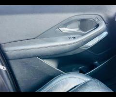 Jaguar E-PACE SAT NAVIGATION FULL BLEACK LEATHER  HEATED SEAT ZERO 6 NEW SHEAP WARRENTEY LOW MILGE C - 47
