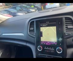 Renault Megane £0 ROAD TAX, ULEZ COMPLIANT,FULL BLACK LEATHER SATELLITE NAVIGATION REVERSE CAMERA MO - 31