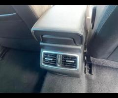 Renault Megane £0 ROAD TAX, ULEZ COMPLIANT,FULL BLACK LEATHER SATELLITE NAVIGATION REVERSE CAMERA MO - 32