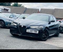 Alfa Romeo Giulia 4 STAMPS,2 OWNERS, EURO 6, SAT NAV, COMES WITH 12 MONTH MOT, PARKING SENSOR, ALLOY - 5