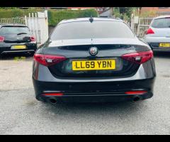 Alfa Romeo Giulia 4 STAMPS,2 OWNERS, EURO 6, SAT NAV, COMES WITH 12 MONTH MOT, PARKING SENSOR, ALLOY - 7