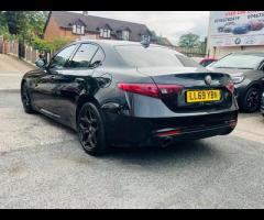 Alfa Romeo Giulia 4 STAMPS,2 OWNERS, EURO 6, SAT NAV, COMES WITH 12 MONTH MOT, PARKING SENSOR, ALLOY - 11