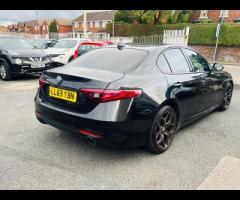 Alfa Romeo Giulia 4 STAMPS,2 OWNERS, EURO 6, SAT NAV, COMES WITH 12 MONTH MOT, PARKING SENSOR, ALLOY - 17