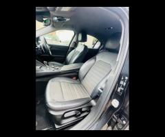 Alfa Romeo Giulia 4 STAMPS,2 OWNERS, EURO 6, SAT NAV, COMES WITH 12 MONTH MOT, PARKING SENSOR, ALLOY - 29