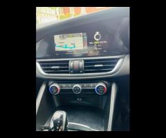 Alfa Romeo Giulia 4 STAMPS,2 OWNERS, EURO 6, SAT NAV, COMES WITH 12 MONTH MOT, PARKING SENSOR, ALLOY - 35
