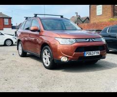 Mitsubishi Outlander 7 9 STAMPS, 7 SEATS, CLIMATE CONTROL, ALLOY WHEELS, CHECK WEBSITE FOR MORE DEAL - 3