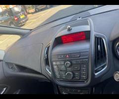 Vauxhall Zafira Tourer 2 OWNERS FROM NEW MOT 1/7/2026/ AUTOMATIC GEARBOX 7 SEATER WARRANTY LOW MILGE - 23