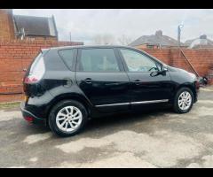 Renault Scenic 7 STAMPS, £20 ROAD TAX,SAT NAV, PARKING SENSOR, ALLOY WHEELS, CLIMATE CONTROL, CHECK - 28