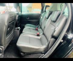 Renault Scenic 7 STAMPS, £20 ROAD TAX,SAT NAV, PARKING SENSOR, ALLOY WHEELS, CLIMATE CONTROL, CHECK - 32