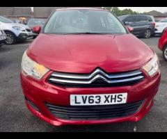 Citroen C4 With only 52,342 miles on the clock and just two previous owners, this 2013 Citroen C4 1. - 3