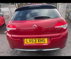 Citroen C4 With only 52,342 miles on the clock and just two previous owners, this 2013 Citroen C4 1. - 8