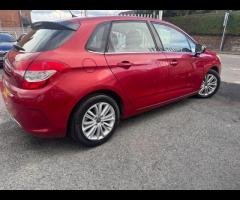 Citroen C4 With only 52,342 miles on the clock and just two previous owners, this 2013 Citroen C4 1. - 13