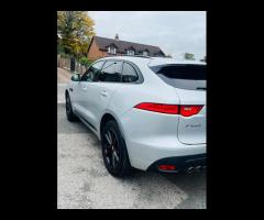 Jaguar F-PACE SAT NAVIGATION RED AND BLACK LEATHER HEATED SEAT  PARKING SENIOR BLUETOOTH FIRST REGIS - 19