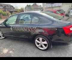 Skoda Octavia £20 YEARS ROAD TAX FULL 12 MONTHS MOT SAT NAVIGATION HALF LEATHER BLUETOOTH WARRANTY M - 15