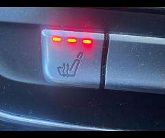 Mercedes-Benz A Class FULL 12 MONTH MOT SAT NAVIGATION REVERSE CAMERA FULL BLACK LEATHER HEATED SEAT - 13