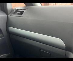 Vauxhall Zafira 7SEATS ,EURO 6,  COMES WITH 12 MONTH MOT, AIR CON, CHECK WEBSITE FOR MORE DEALS, OVE - 33