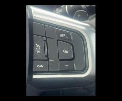 Land Rover Discovery Sport 2 OWNERS, EURO 6, SAT NAV, REVERSE CAMERA, 7 SEAT, PAINROOF, ALLOY WHEELS - 40