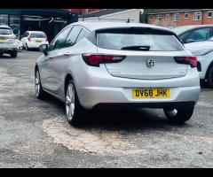 Vauxhall Astra 2 OWNERS,7 STAMPS, SAT NAV,EURO 6,  AIR CON,COMES WITH 12 MONTH MOT, ALLOY WHEELS, CH - 11