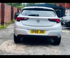 Vauxhall Astra 2 OWNERS,7 STAMPS, SAT NAV,EURO 6,  AIR CON,COMES WITH 12 MONTH MOT, ALLOY WHEELS, CH - 12