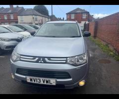Mitsubishi Outlander AUTO GEARBOX FULL BLACK LEATHER HEATED SEAT SUN ROOF 7 SEATER CHECK WEBSITE SID - 3
