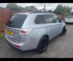Mitsubishi Outlander AUTO GEARBOX FULL BLACK LEATHER HEATED SEAT SUN ROOF 7 SEATER CHECK WEBSITE SID - 6