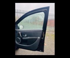 Renault Clio 2 OWNERS, SAT NAV, AIR CON, ALLOY WHEELS, COMES WITH 12 MONTH - 20