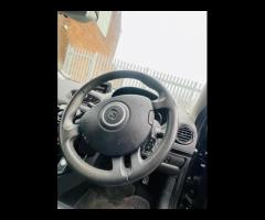 Renault Clio 2 OWNERS, SAT NAV, AIR CON, ALLOY WHEELS, COMES WITH 12 MONTH - 26