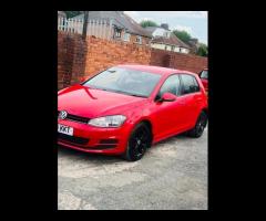 Volkswagen Golf This 2014 Volkswagen Golf TDI SE presents an exceptional opportunity with its remark - 9