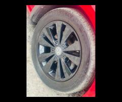 Volkswagen Golf This 2014 Volkswagen Golf TDI SE presents an exceptional opportunity with its remark - 12