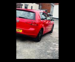 Volkswagen Golf This 2014 Volkswagen Golf TDI SE presents an exceptional opportunity with its remark - 17